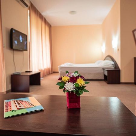 Hotel Paradise Green Park Golden Sands Εξωτερικό φωτογραφία