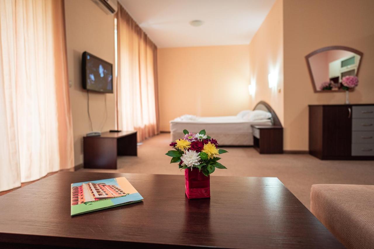 Hotel Paradise Green Park Golden Sands Εξωτερικό φωτογραφία