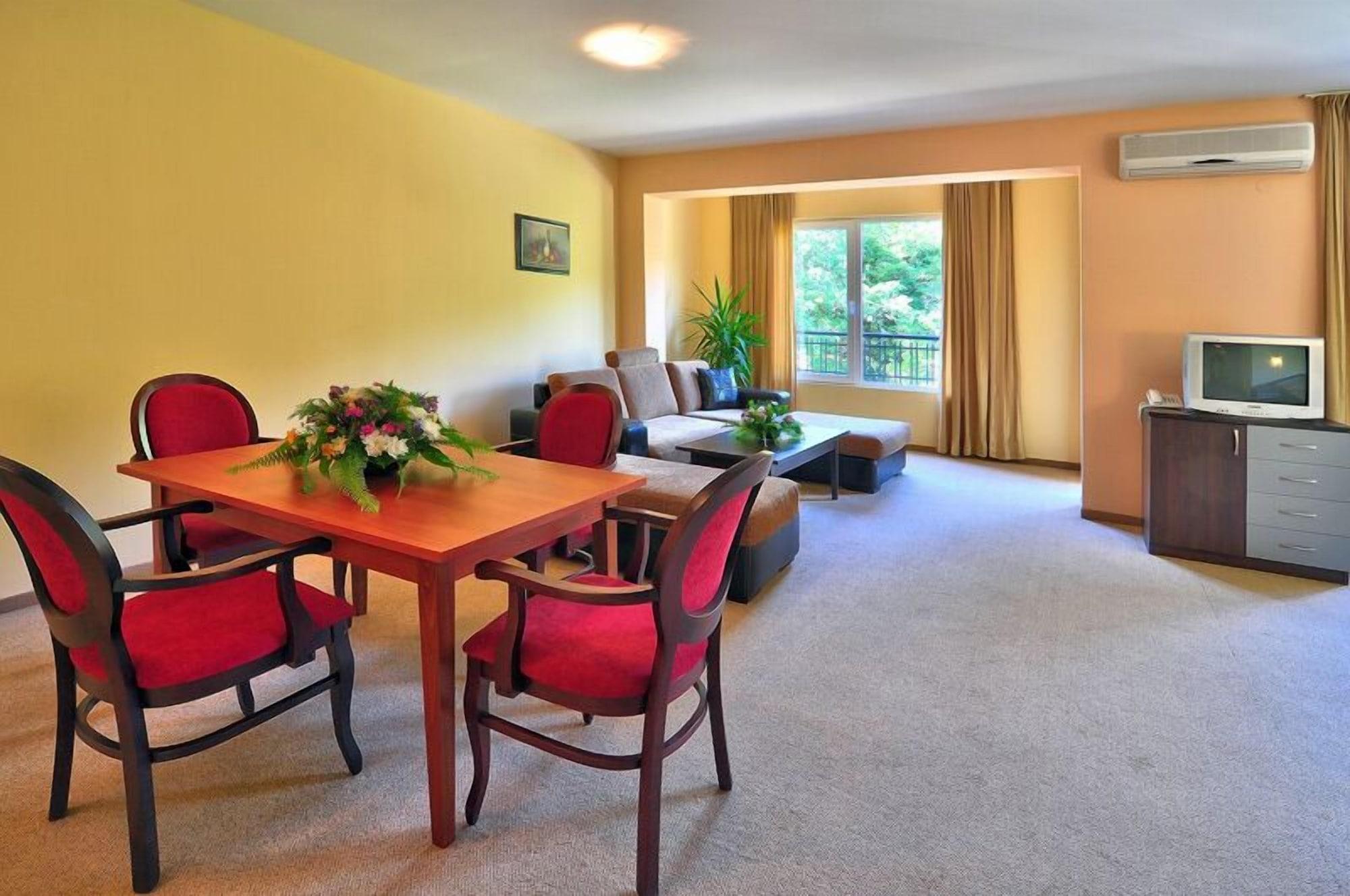 Hotel Paradise Green Park Golden Sands Εξωτερικό φωτογραφία